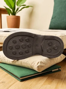 1 paire de mocassins et chaussures Oxford enrobé noir pour filles, avec décoration de nœud, à enfiler, semelle en caoutchouc antidérapante et doublure en PU souple. Chaussures plates élégantes, convenant aux robes de princesse, pour les filles de 3 à 15 ans, pour un usage décontracté, les vacances, l'école et les fêtes, au printemps et en automne.