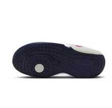 Nike Air Zoom Crossover 2 女子篮球鞋，轻便，缓震中底，耐用橡胶外底，稳定，多功能设计，撞色，休闲运动鞋，适合锻炼和日常穿着，FB2689-102