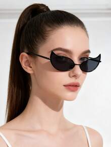 Stylish Cat Eye Shaped Novelty Fashion Glasses! Fashionable Versatile Black Glasses, Retro Fashion Glasses For Women