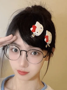 Cute Red Hair Clip Set, Classic Bow Design With Vibrant Red Color, Perfect For Fashionable Looks, Suitable For Casual And Formal Occasions, An Ideal Choice For Lovers And Trendsetters Of Practical Hair Accessories.