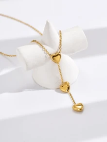 Un collier en acier inoxydable de style mode élégant et simple de style japonais et coréen avec trois glands amoureux. Chaîne à la clavicule convenant à un port quotidien. Idéal pour la Saint-Valentin, la mère, la fête des mères, en cadeau - Or jaune - Voir 5
