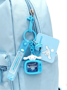 سلسلة مفاتيح سانريو سينامورول زرقاء، مطرزة بتفاصيل 4 بوصات، قفل بالضغط، سلسلة من سبائك معدنية، ديكور للحقيبة والمفتاح، للاستخدام اليومي، هدية لمحبي سانريو، لمسة مميزة، إصدار محدود، جاهزة للهدايا، لون أزرق سماوي، لمسة كاواي، غرزة متينة، رفيق مكتب، ديكور منزلي، مشبك حقيبة ظهر، مروحة للبالغين