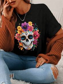 Camiseta casual para mujer de manga corta con cuello redondo, ajuste suelto, con gráfico de esqueleto y flores