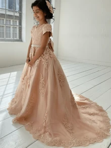 1pc Girl's Lace Appliques Flower Girl Dress With Sleeves Bow-Knot Princess Pageant Dresses Ball Gown, Halloween Gift, Perfect Holiday Gift, Flower Girl Dress For Wedding Tulle First Communion Dress Girls Princess Pageant Dresses Lace Appliques Ball Gown Prom Party Dress Kids Formal Bridesmaid Wedding Party Dresses Flower Girl Dresse - 白色 - 查看 2