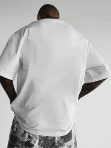 Herren-T-Shirt mit humorvollem Grafikdruck und niedlichem Entenküken-Motiv, bequeme Baumwollmischung, perfekt für die Freizeit und um Ihrer Garderobe einen Hauch von Verspieltheit zu verleihen, in mehreren Größen erhältlich. Weiches T-Shirt mit skurrilen Tiermotiven und motivierenden Sprüchen auf hochwertigem Stoff gedruckt, drücken Sie sich mit stilvollen Grafik-T-Shirts aus.