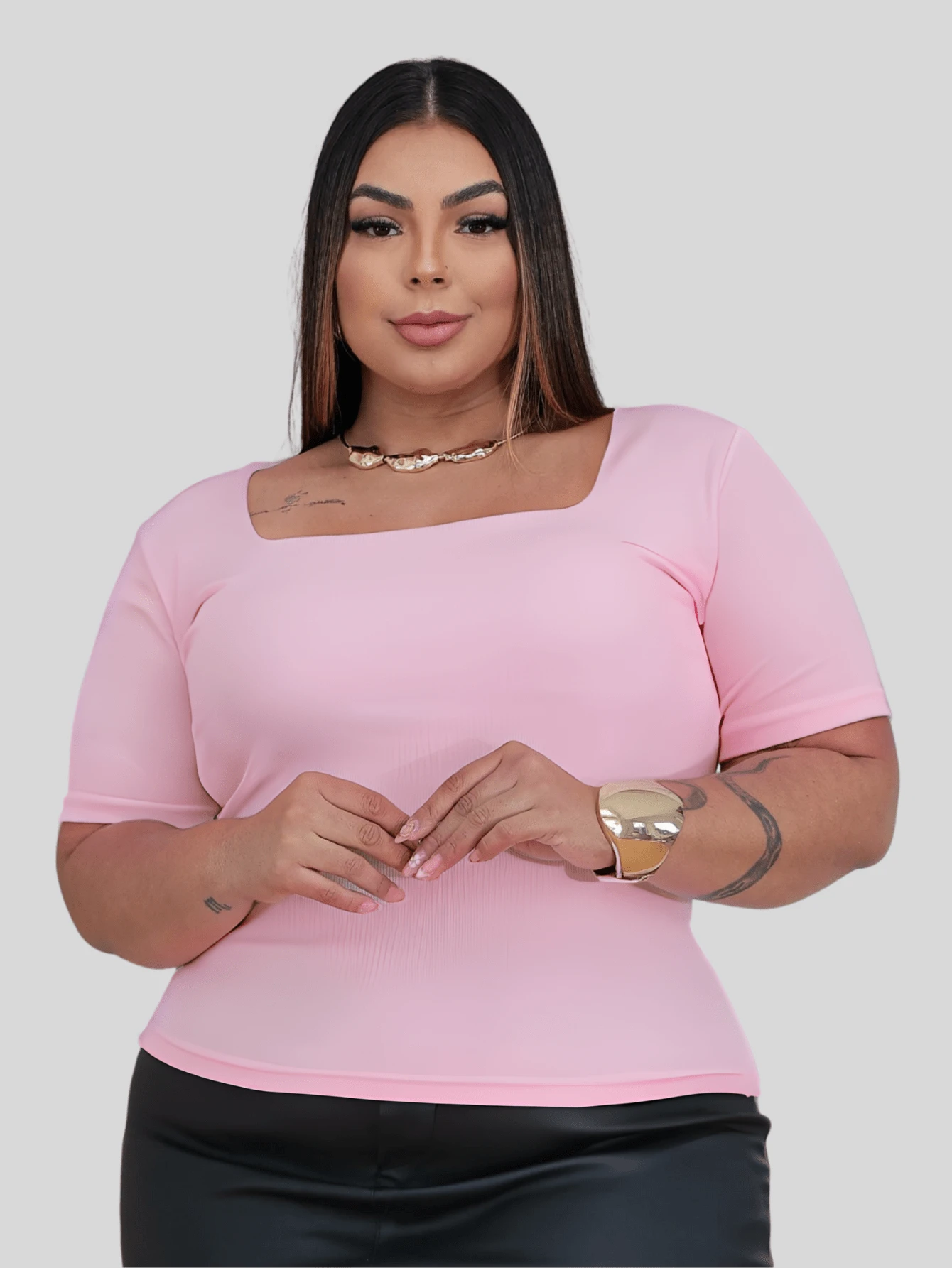 Blusa Básica T- Shirt Plus Size Macia E Ajustável Estilosa Malha Elegant Confortavel G1 Verão Elegante Lisa Liso