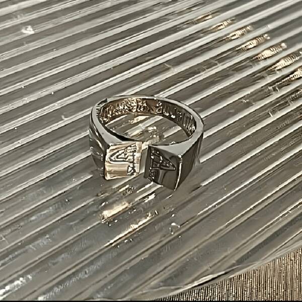 1 Stück modischer metallischer Saturn-Ring, minimalistischer Paar-Stil, ideales Geschenk für die Freundin am Valentinstag