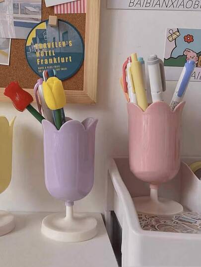 A Beautiful Flower Pen Holder. A Desktop Storage Box In The Shape Of A Tulip, A Multifunctional Organizer For Stationery And Daily Supplies, A Nice Desktop Ornament, Suitable For School Desks, Room Desks, And Pen Holders, Perfect For Back-To-School Season.