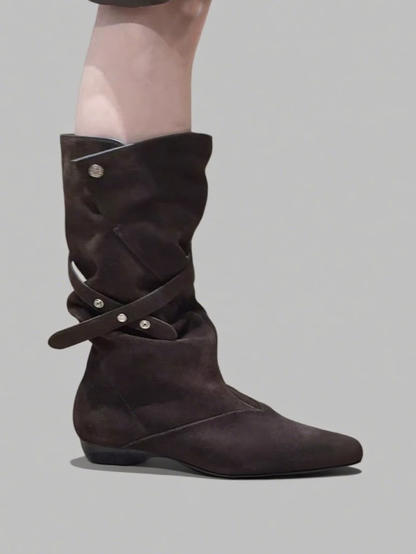 Stivali alti dal punta affusolata con tacco basso di colore bordeaux, stivali da cavaliere per donne, nuovi arrivi autunno/inverno 2025, stivali slouchy reversibili, stivali western stile inglese con fibbia, stivali  a media gamba con ampio gambale e slip-on