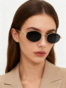 Gafas con marco de metal retro, gafas de moda versátiles, gafas con montura pequeña personalizadas para mujeres, accesorio para el atuendo diario de las mujeres