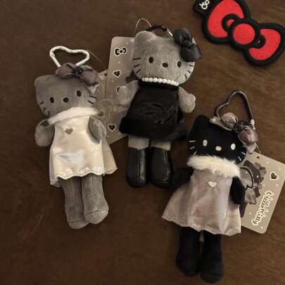 Sanrio Hello Kitty 长腿毛绒公仔带天使翅膀和恶魔长腿，银色蓬松小猫背包吊坠，儿童节和生日礼物