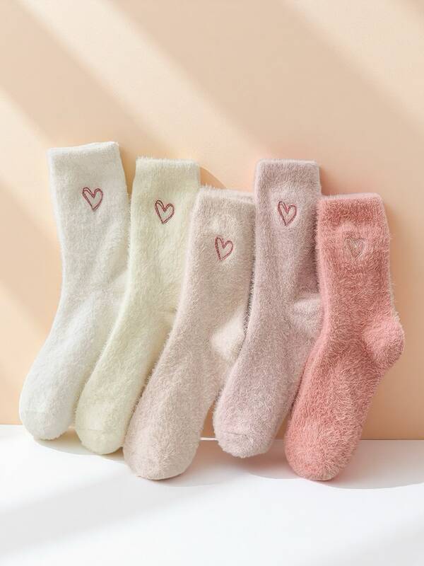3 Pairs Women's Thick Thermal-Lined Crew Socks, Solid Color Fuzzy Heart Design, Warm For Sleeping & Indoor Wear In Autumn/Winter