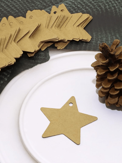 Weiße Kraftpapier Stern Geschenkanhänger, personalisierte leere Hängeanhänger für Kunst- und Basteldekor, Geschenkverpackung, DIY Handwerk