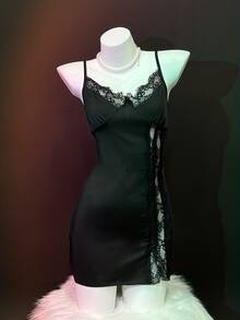 SOFUSEN 女士内衣和服装，时尚吊带裙，性感蕾丝边饰，性感女士节日圣诞套装，女士性感内衣套装，适合居家、派对、情侣、角色扮演，性感内衣套装。 - 黑色 - 查看 2