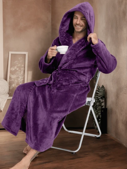 一件加厚法兰绒秋冬柔软舒适情侣双口袋奢华抓绒连帽腰带浴袍，男士款，适合秋冬季节，蓬松柔软，舒适保暖