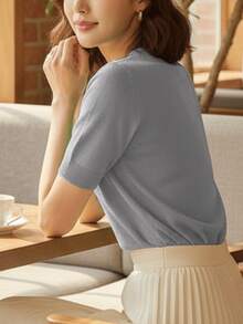 Blusa Tricote Femino Manga Curta Detalhes Perolas Básica Casual Marrie Tricot - Cinza - Visão 3