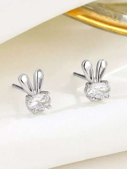 Boucles d'oreilles à tige en argent sterling S925 avec diamants scintillants en forme de lapin, délicates et adorables, polyvalentes et pleines de vie, indispensables pour les fashionistas
