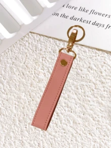1 Piece/6 Pieces Of Customized Anniversary Name Or Letter PU Leather Women's Bag Hanging Keychain. The Exquisite And Compact Lining Has A High-End Texture, With A Simple And Retro Style. It Is A Multi-Functional Personalized PU Leather Scratch-Resistant Wristband Keychain Bag Accessory. - Multicolor - View 12