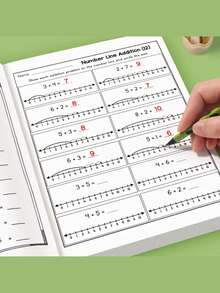 كتاب تمارين رياضيات تفاعلي للمتعلمين الصغار - ممارسة الجمع والطرح، مهارات التعلم المبكرة، الفصل الدراسي والتعليم المنزلي، العودة إلى المدرسة، هدية عيد الميلاد، ورق مقوى، كتاب تعليمي | تعلم تفاعلي | ورق مقوى متين، كتاب رياضيات