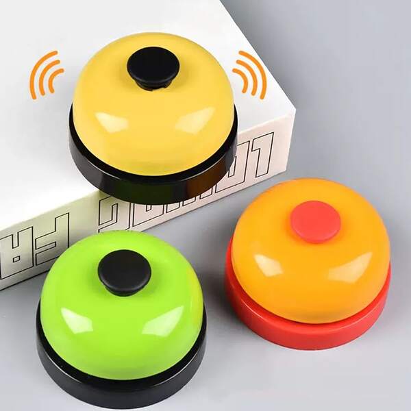 2 piezas de campana de metal de colores - Fácil de operar, tono de timbre claro, perfecto para recepción, mesa, alarma de mascotas, color aleatorio, decoración de habitación regalo de Navidad