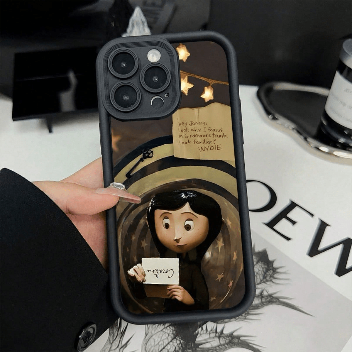 Girls Cartoon Creative Hot Selling Pattern, New Sky Eye Staircase Mobile Phone Case, Fun Personality And Elegance, Simple Fashion  Gift Mobile Phone Case, Suitable Compatible With IPhone X/Xs/Xsmax/11/12/13/14/15/16/16pro/16promax/17/17pro/17AIR/17Promax,Compatible With Samsung Galaxy S22/S23/S24 S24 Ultra/S25 Ultra - 黑色 - 查看 13
