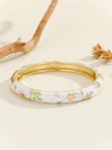 1 X Bohemian Style Women's White Enamel Bracelet Exquisite Floral Pattern Jewelry Gift Suitable For Daily Wear, Holiday Gifts