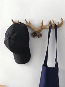 1 PC Vintage Antler Decorative Hook - Suitable For Wall-Mounted Hanging Of Coats & Keys. Ideal For Home Entryway Decoration, Clothing Store Porch Display. Also For Hanging Scarves In Bedrooms & Bags In Studies. Practical Decorative Item For Delicate Homeowners, Clothing Store Owners & Retro-Style Enthusiasts. Solves Dull Walls & Messy Small Items Issues, Balances Aesthetic Decoration & Hanging Storage Functions.