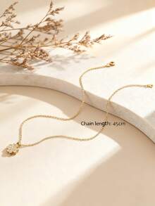 1pc Fashionable Elegant Lucky Four-Leaf Clover Necklace With Heart-Shaped Cubic Zirconia Pendant, Charming Jewelry Gift