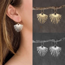 1 Pair Bohemian Creative Sunflower Shaped Pendant Earrings, Minimalist Personalized Party Jewelry Gift For Women