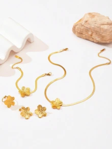 4pcs 18K Gold Plated Stainless Steel 5-Leaf Flower Design Jewelry Set For Women, Chunky Jewelry, Elegant Ladies Earrings, Rings, Bracelet, Necklace, Sophisticated Gift - Yellow Gold - View 3