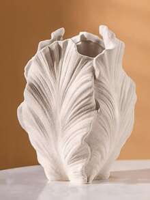 This Compact Resin Vase Is Suitable For Modern Home Decor. The Coral Resin Vase Complements The Scandinavian-Style Grid Grass, Making It An Ideal Choice For Coffee Tables, Offices, Bookshelves, And Living Rooms. Vase/Glass Vase - Multicolor - View 10