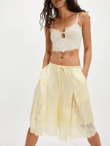 Womens Free Lace Trim Patchwork Wide Leg Half Slip People Fp  Knee Length Ruffle Hem Flowy Shorts With Pockets Y2k Going Out Swing Drawstring Bloomer Skort Cute Low Rise Satin Capri Mid Pants - Light Yellow - View 3