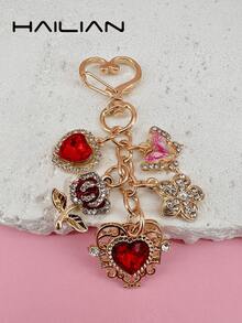 HAILIAN 闪亮合金包饰套装，镶嵌各种钻石、闪亮爱心、花朵和蝴蝶。可用作包饰、钥匙扣，或作为生日、节日、返校礼物送给家人、朋友或情侣。复古红色 - 紅色 - 查看 4