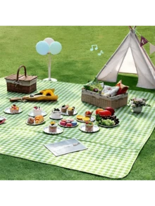 Extra Large Outdoor Picnic & Camping Blanket (Green, 200 X 300cm) - Lightweight, Foldable & Easy To Carry For Travel, Beach, Park & Hiking - Green - View 3