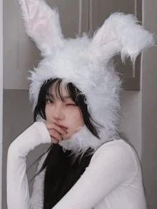 1pc Cute Plush Rabbit Long Ear Beanie Hat, Warm Ear Protection For Women, Autumn/Winter, Halloween Decoration