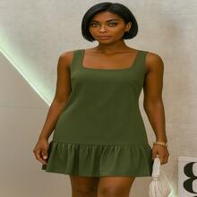 Vestido Vegas – O Queridinho da Nova Estação! Feito em tecido DUNA – leve, super fresquinho e o melhor: NÃO AMASSA! - Verde Militar - Visão 2
