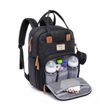 b.box "Mochila Pañalera Todo-en- Negra: Diseño Ergonómico y Multifuncional para Padres Modernos; Amplios Compartimentos y Bolsillos Térmicos para Máxima Organización; Materiales Impermeables y Libres de BPA para la  del Bebé; Incluye Cambiador Portátil Acolchado para Cambios Cómodos en Cualquier Lugar; Equilibrio Perfecto entre Estilo y Funcionalidad; Ideal para Aventuras Diarias con tu Bebé; La Solución Ideal para Días Fuera de Casa con Múltiples Bolsillos Interiores y Exteriores" - Negro - Ver 3