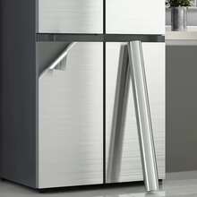 Papel contact de aço inoxidável, rasgue e cole, à prova d'água, à prova de óleo, adesivo resistente ao calor para parede e bancada de cozinha, papel de parede de metal prateado, adequado para backsplash de cozinha, papel de parede autoadesivo, lava-louças, película protetora para renovação de eletrodomésticos de geladeira