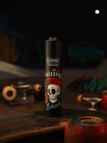 Original Clipper Lighter Rechargeable Collectible Reusable And Economical | Use At Home, Kitchen, Lighting Candles, Barbecue, Camping, Travel And Decoration - Trượt ván hoặc chết - Xem 2