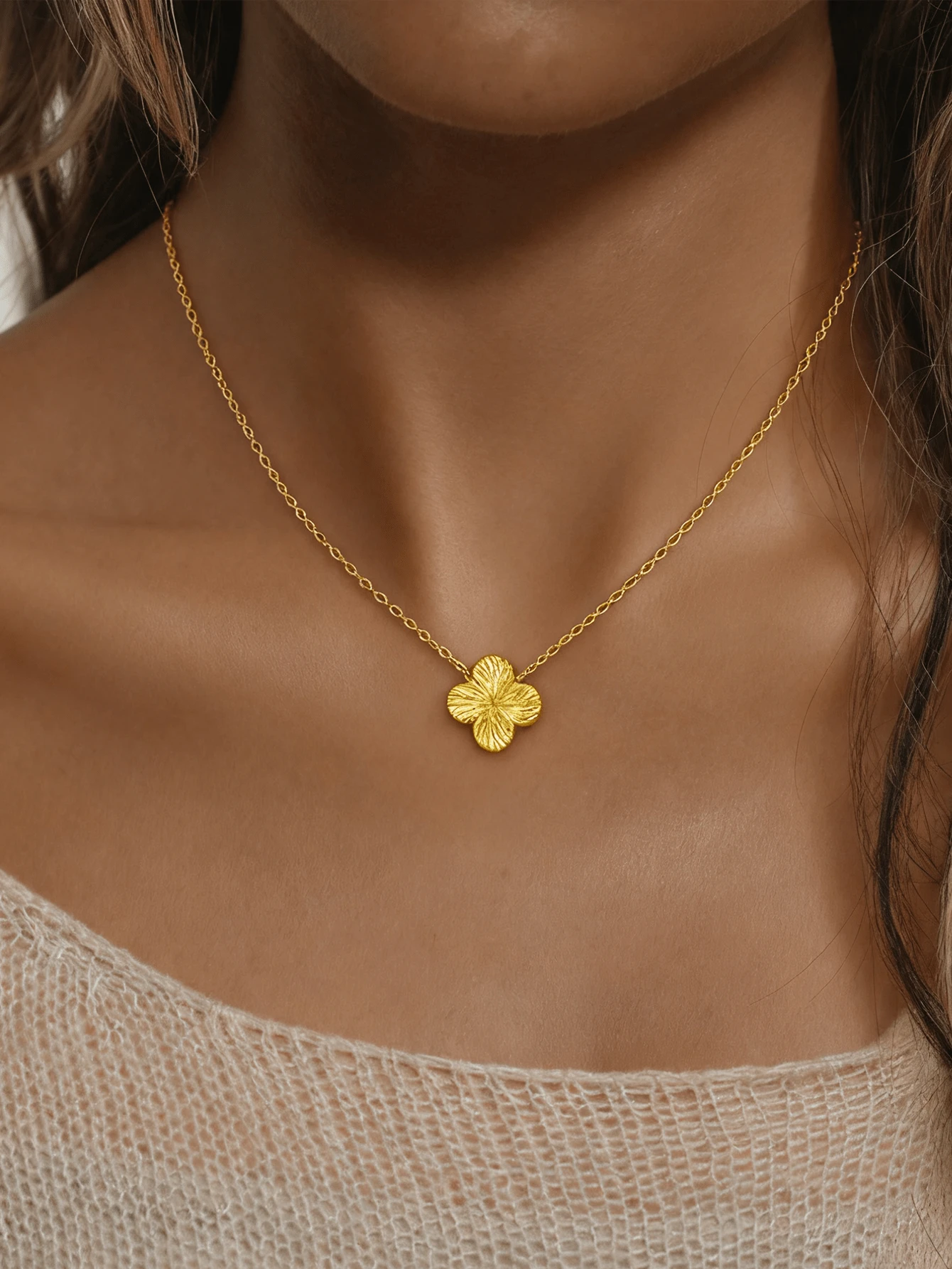 1件优雅四叶花925纯银项链，女士精致优雅项链，时尚首饰，派对、生日、约会礼物