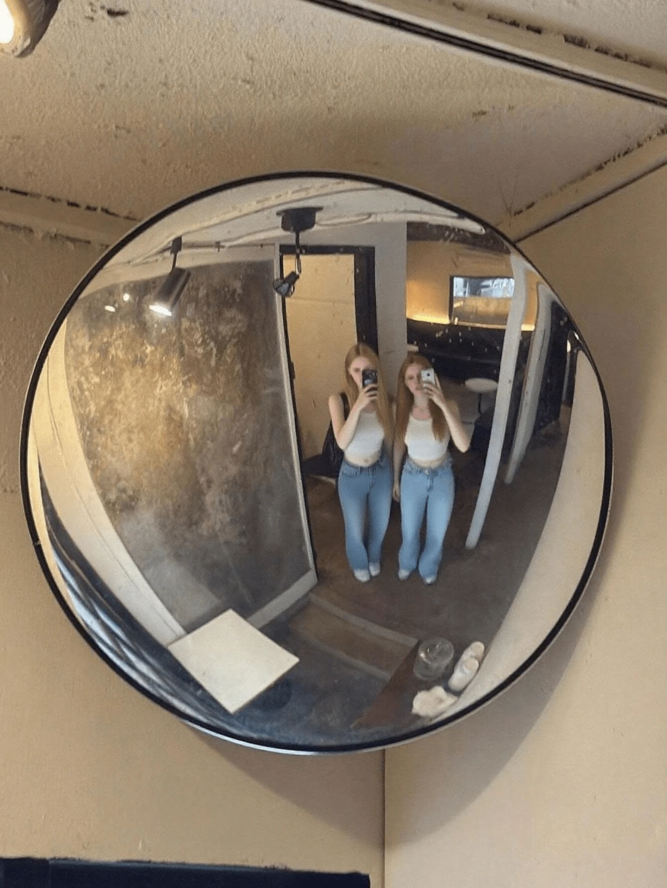 Art Deco Round Wall Mirror – Full-Length Horizontal Wall-Mounted Mirror With Plastic Frame, No Electricity Needed | Decorative Home Accent For Living Room, Bedroom, Entryway, Bathroom Wall Decor, Selfie Mirror For Outfit Try-On, Room Decor - Multicolor - View 1