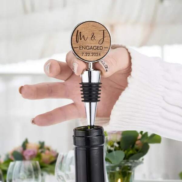 1 pièce Bouchon de bouteille personnalisé, bouchon de vin de fiançailles personnalisé, bouchon de bouteille de mariage gravé, cadeau d'anniversaire, cadeau de fiançailles, cadeau de mariage