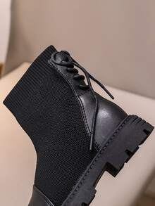 1 Pair Black Knit & Leather Patchwork Girls' Elastic Boots, Solid Color Non-Slip Rubber Soft Sole, Elastic Collar Lace-Up Design, Children & Teenagers Boots Suitable For 3-15 Years Old Girls, Outdoor Sports, Warm, Hiking, Casual, School, Holiday, Party, Fashion Princess Boots, New 2025 Autumn/Winter Short Ankle Boots