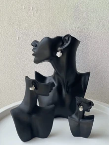 Creative Portrait Model Neck Pendant Clavicle Chain Stand Jewelry Stand Necklace Ring Bracelet Jewelry Display Props - Multicolor - View 3