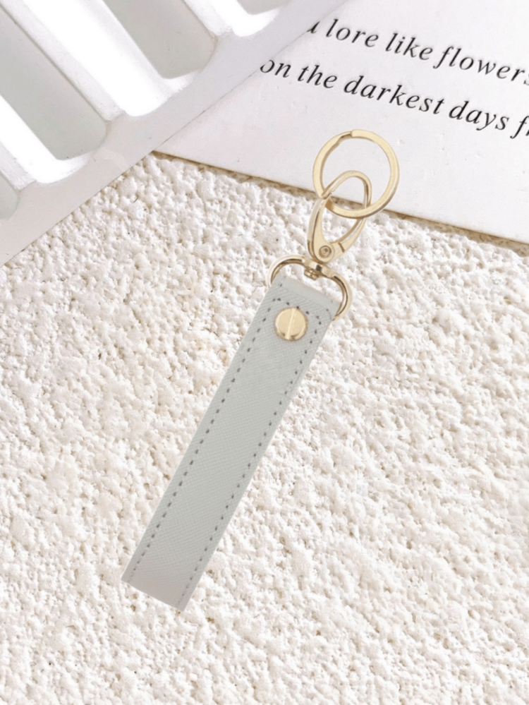 1 Piece/6 Pieces Of Customized Anniversary Name Or Letter PU Leather Women's Bag Hanging Keychain. The Exquisite And Compact Lining Has A High-End Texture, With A Simple And Retro Style. It Is A Multi-Functional Personalized PU Leather Scratch-Resistant Wristband Keychain Bag Accessory. - Multicolor - View 16