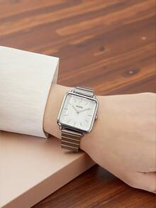 1pc Women's Square Minimalist Fashion Quartz Watch, Versatile Student Style Suitable For Daily Wear - Silver - View 5