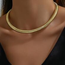 1pc Titanium Steel Exaggerated Threaded Elastic Metal Necklace Choker - Gold - View 3