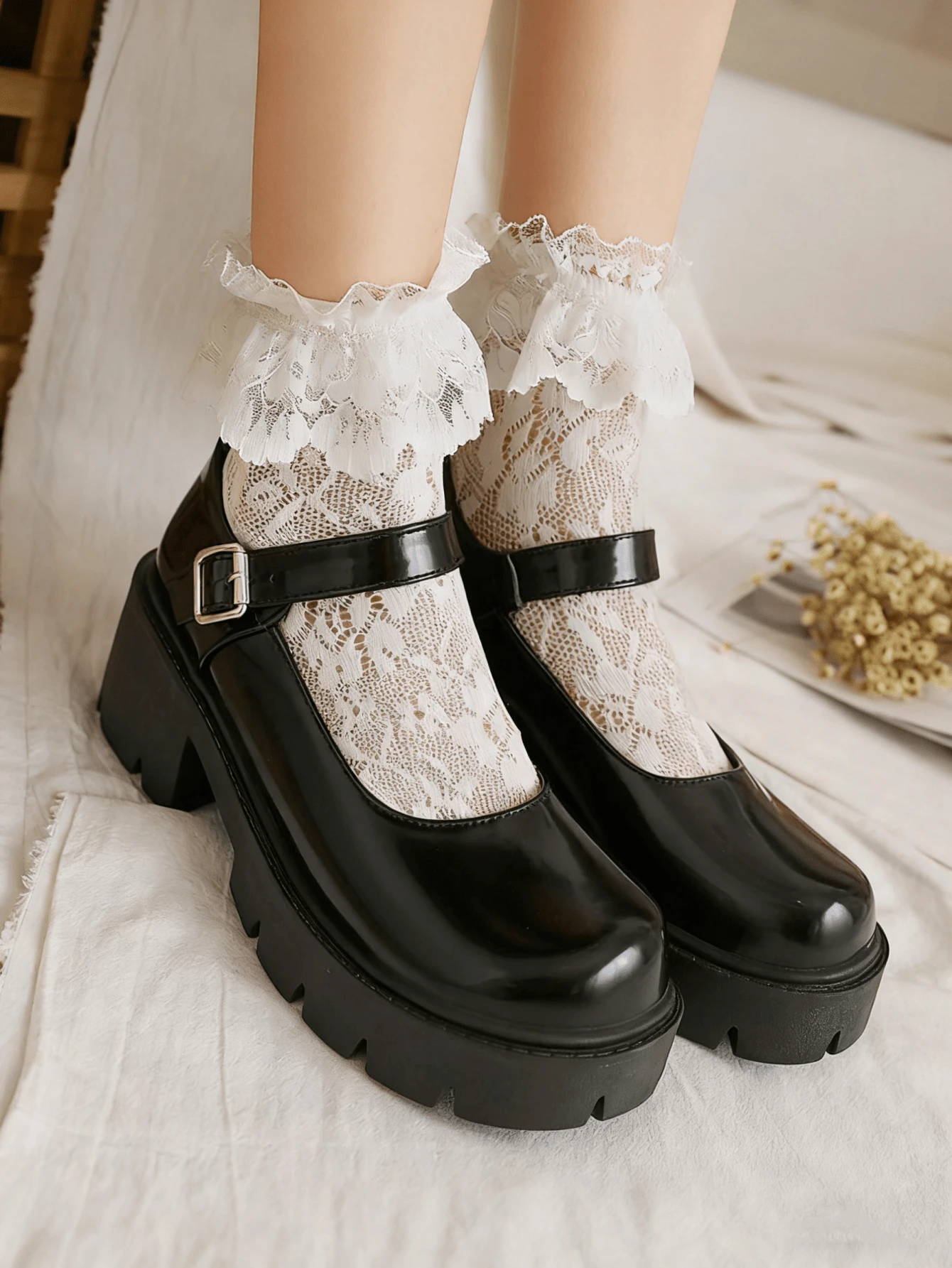 Womens Classic Chunky Mary Jane Platform Shoes Round Toe Patent Leather Buckle Strap Comfort Casual Cosplay Party Wedding Christmas Shoes For Women - 黑色 - 查看 1