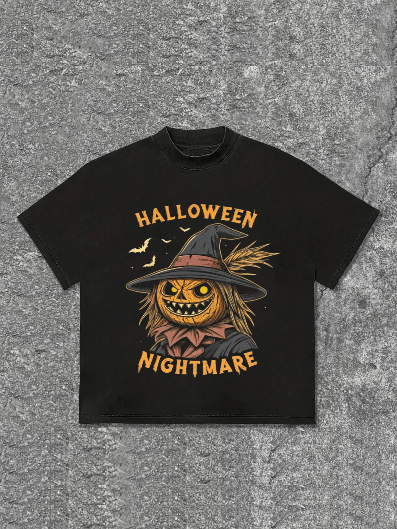 Camiseta informal para hombre con estampado de espantapájaros de calabaza de Halloween y texto "HALLOWEEN NIGHTMARE", Camiseta cómoda y suave de manga corta, 100 % algodón, 220 g, ideal para primavera y verano, unisex. - Negro - Ver 1