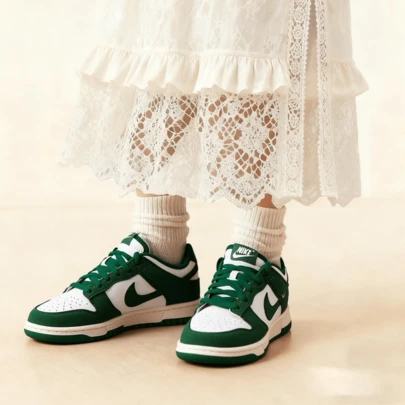  Women's Shoes WMNS NIKE DUNK LOW Outdoor Daily Comfortable Lightweight Cushioning Wear-Resistant Casual Sports Shoes IB4417-100